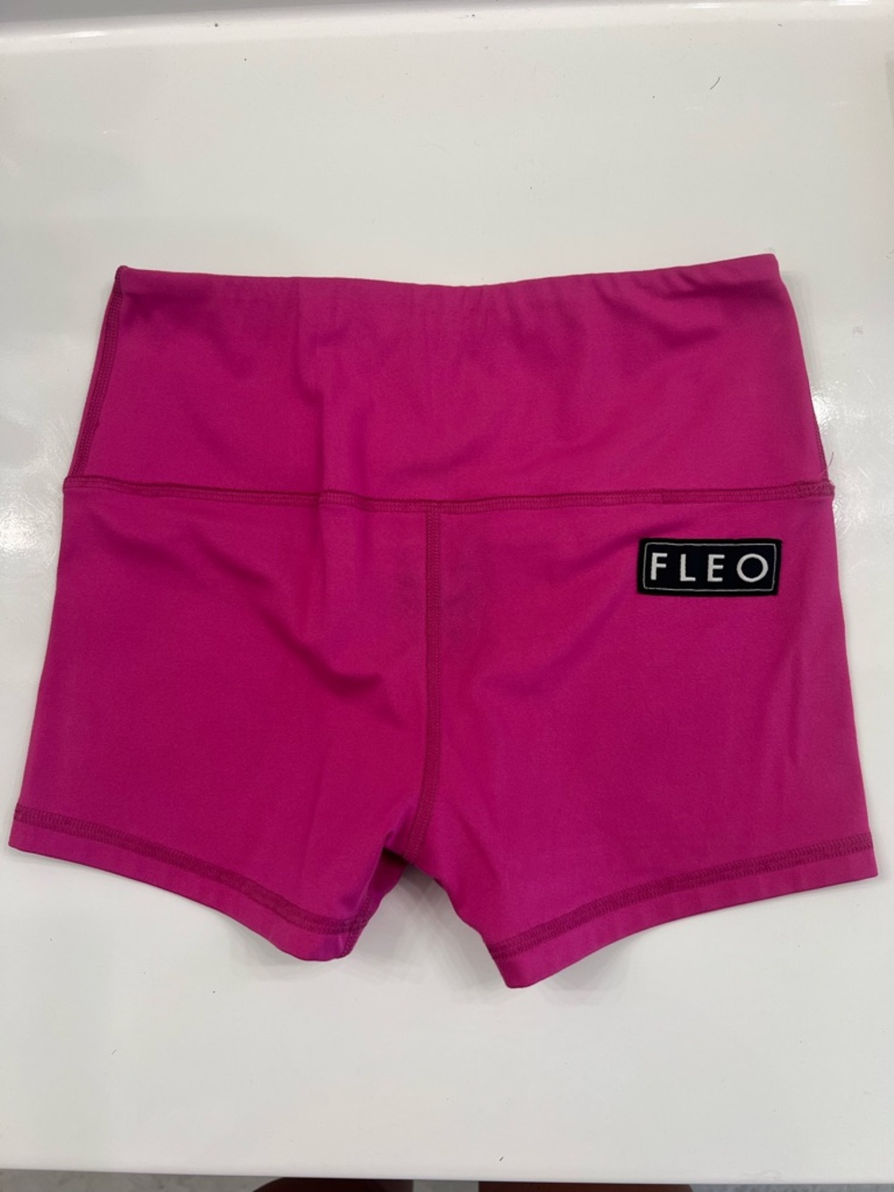 Fleo Women's High-Waist Magenta Bike Shorts